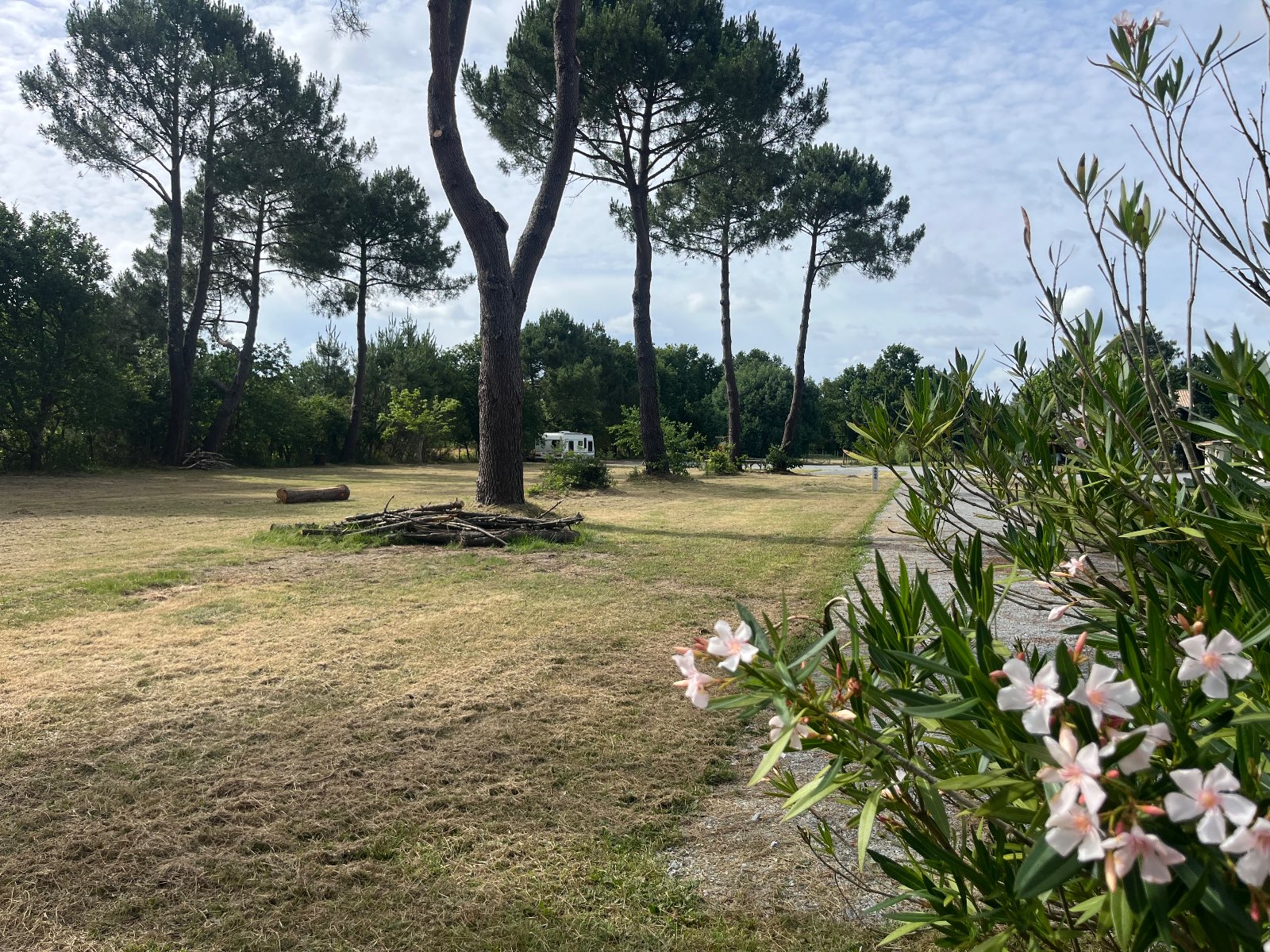 Natural Campsite and H cottages LA PRAIRIE