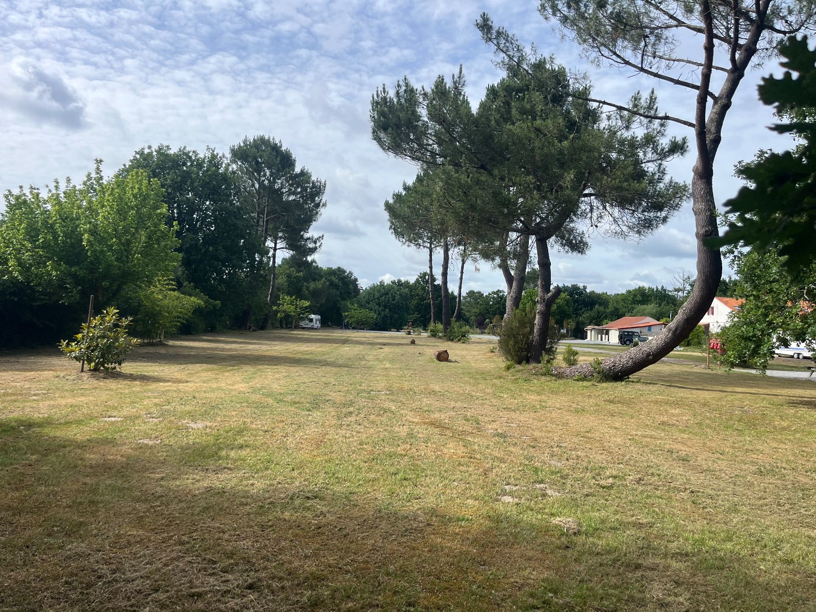 Natural Campsite and H cottages LA PRAIRIE