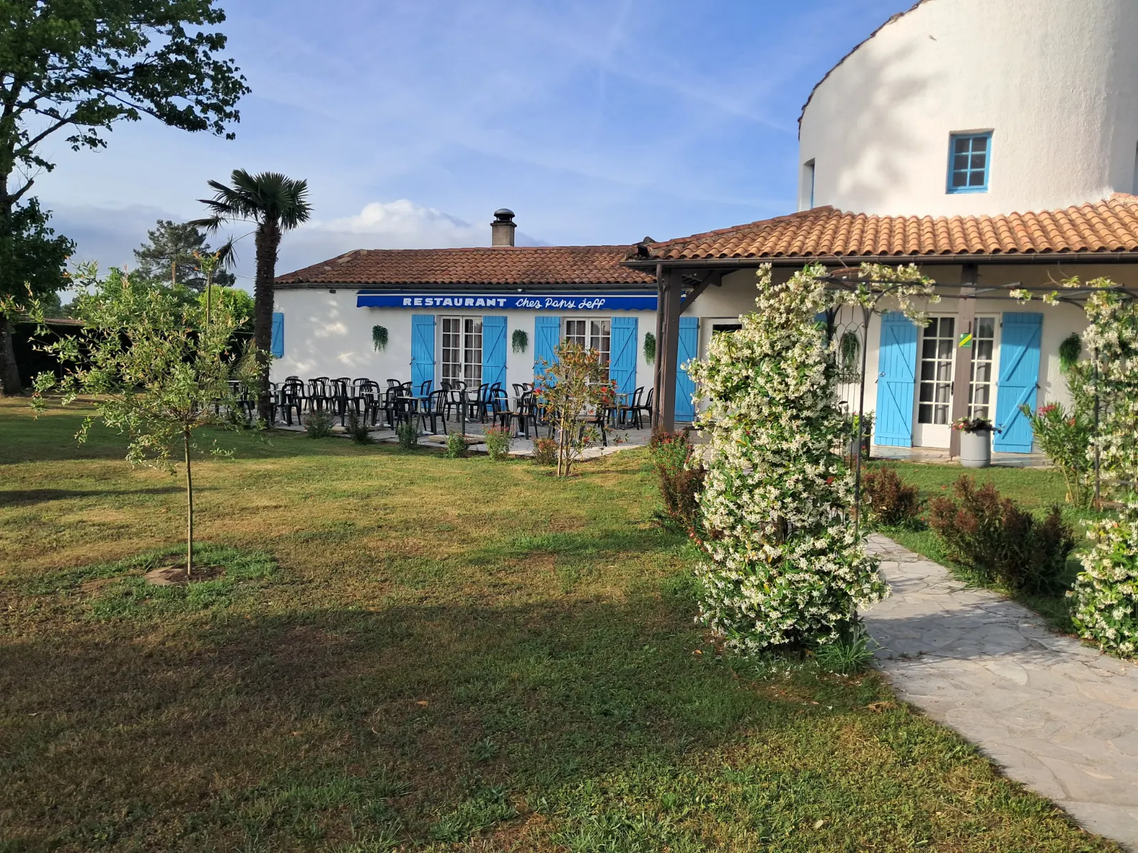 LE RESTAURANT