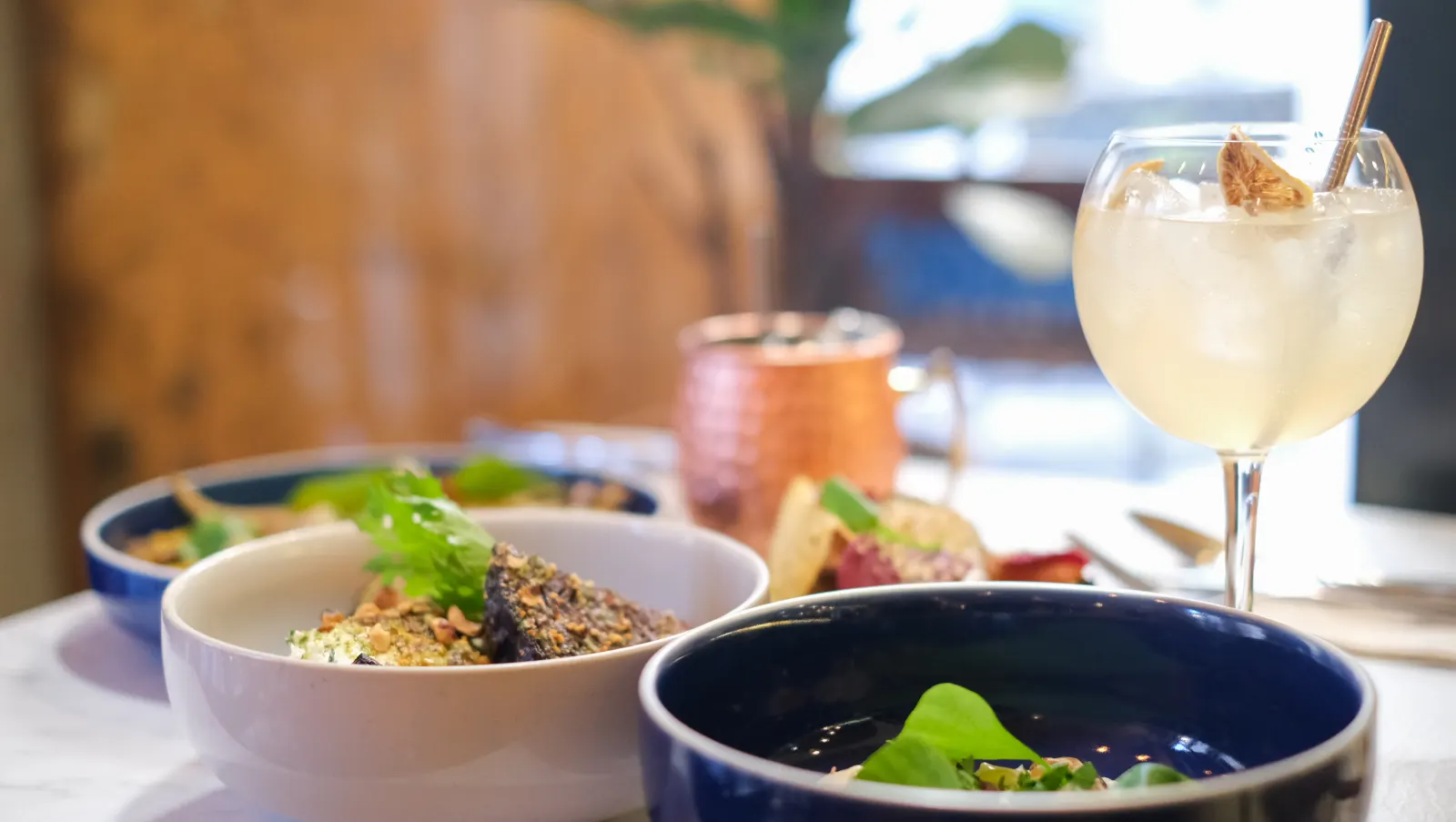 Table tapas et coktails